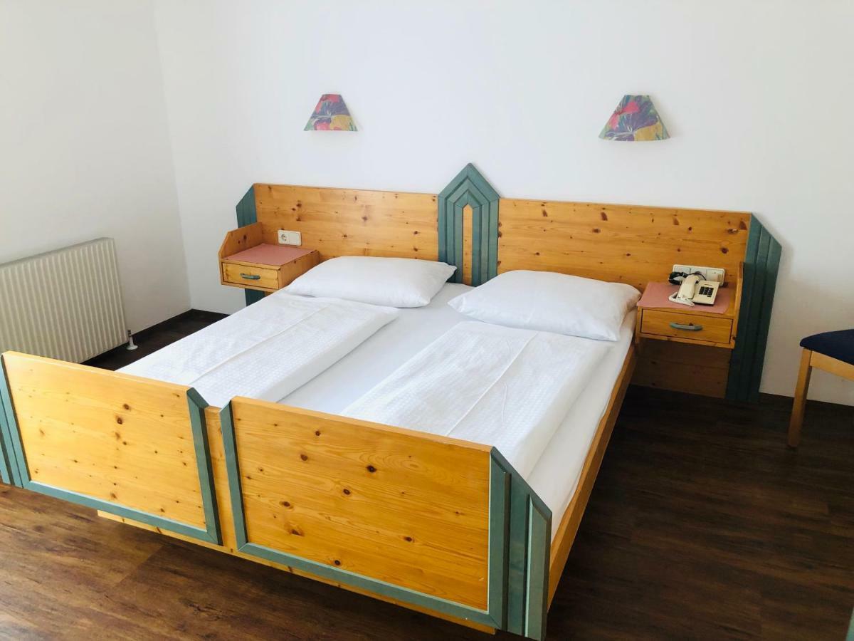 Hotel Krone Oberperfuss Kültér fotó
